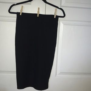 black pencil skirt